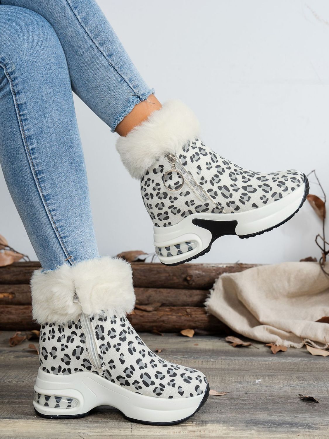 Side Zipper Leopard Platform Boots